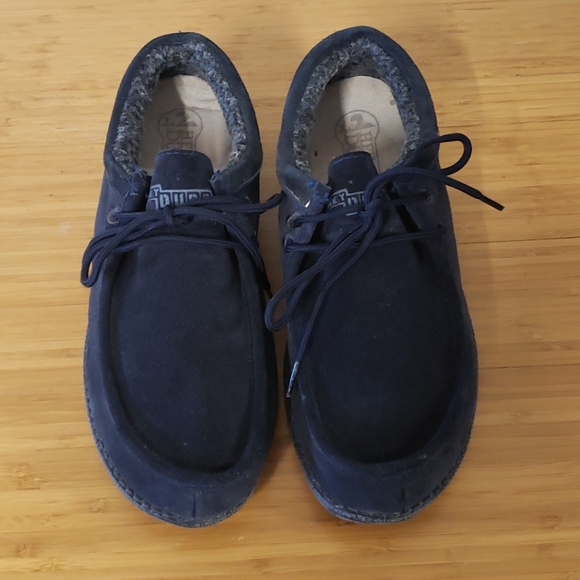 hey dude blue shoes